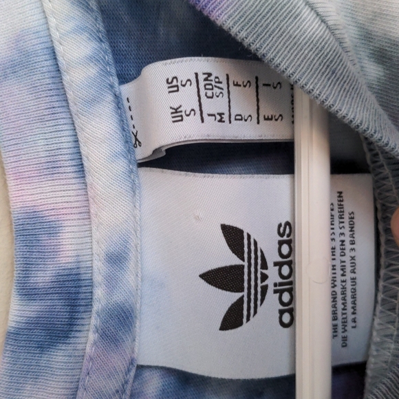 Adidas oversized tie dye t-shirt - Picture 3 of 3